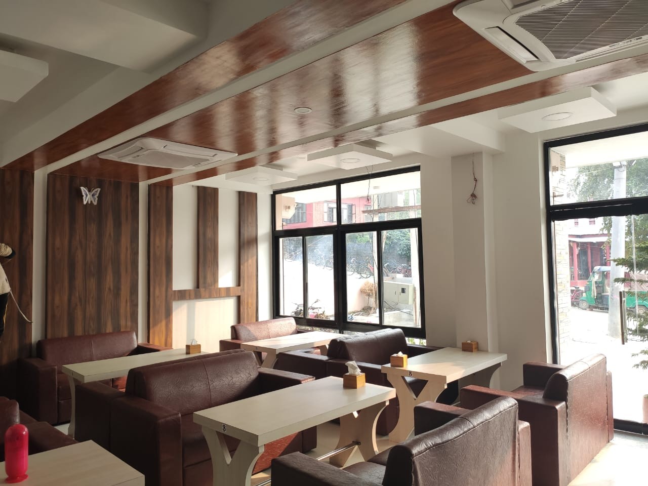 Machhapuchhre Holiday Inn