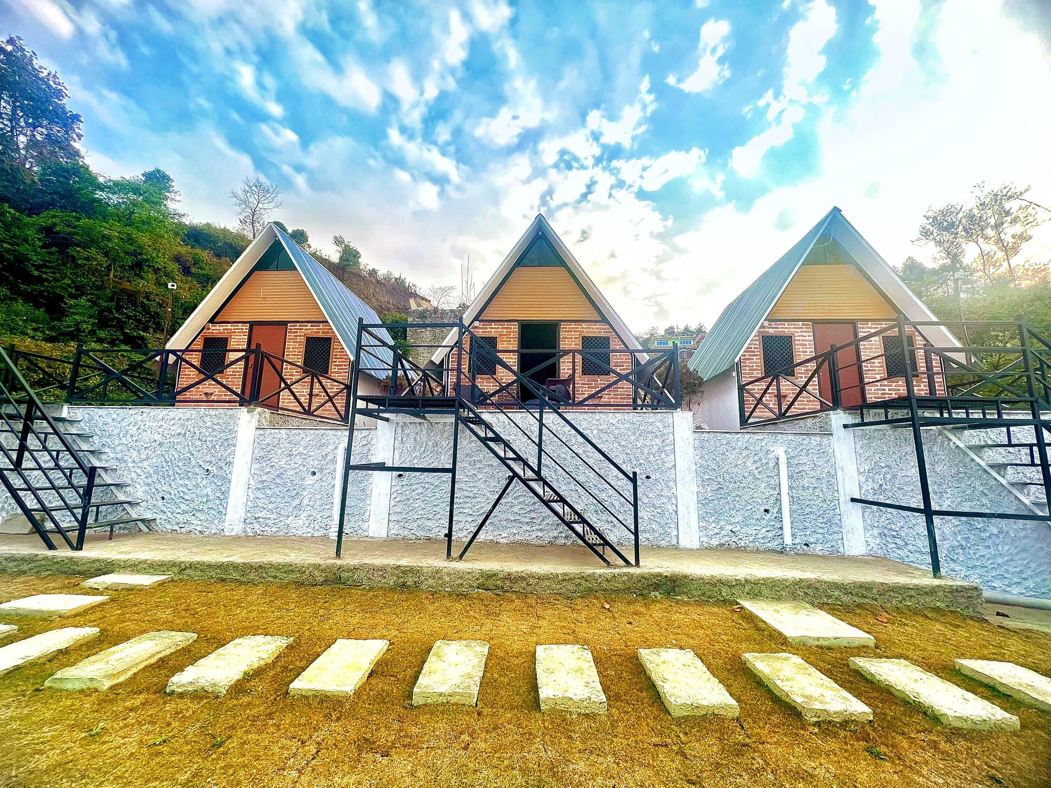 Gurans Heritage Resort