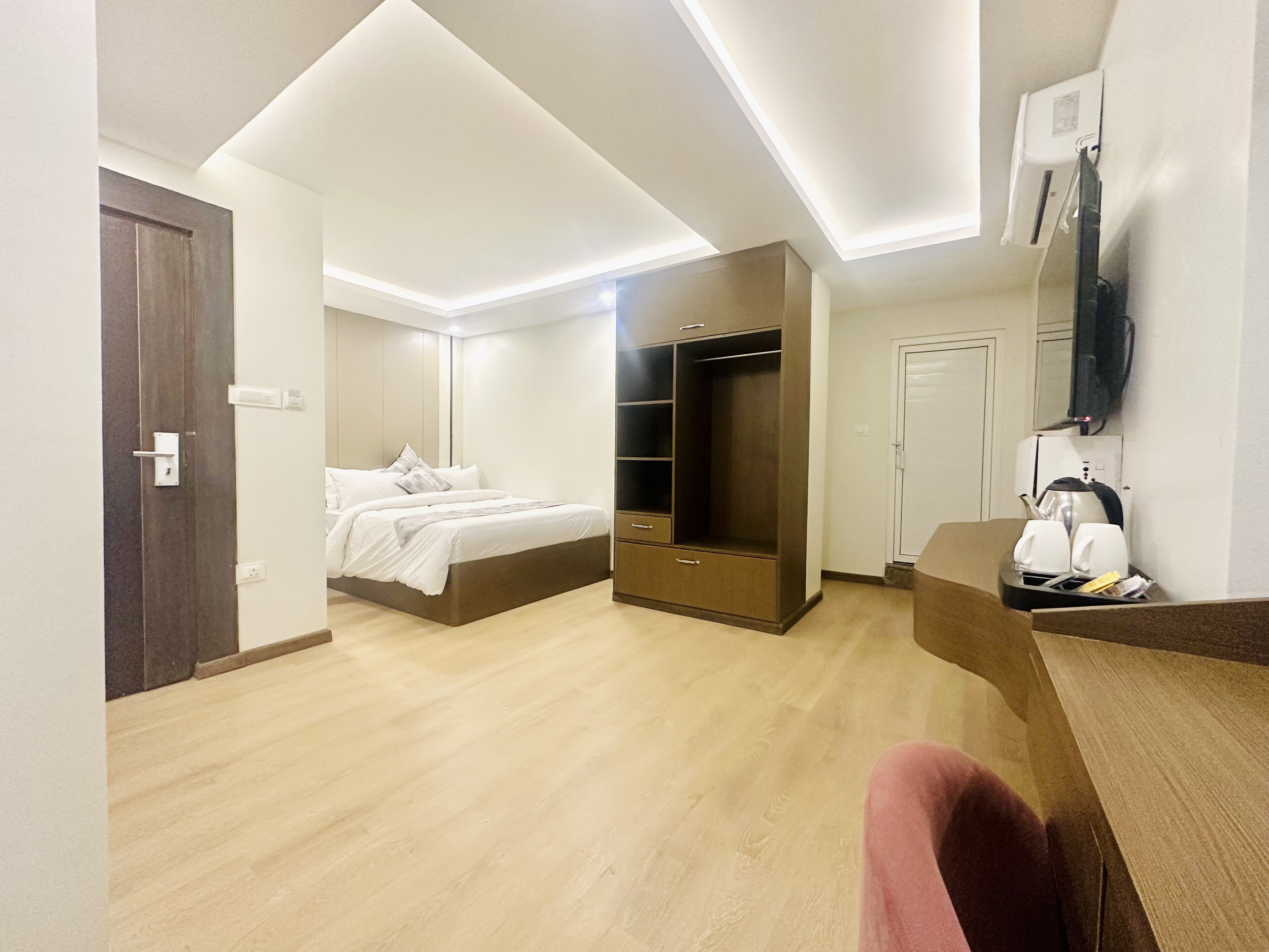 Deluxe Suite no. 4