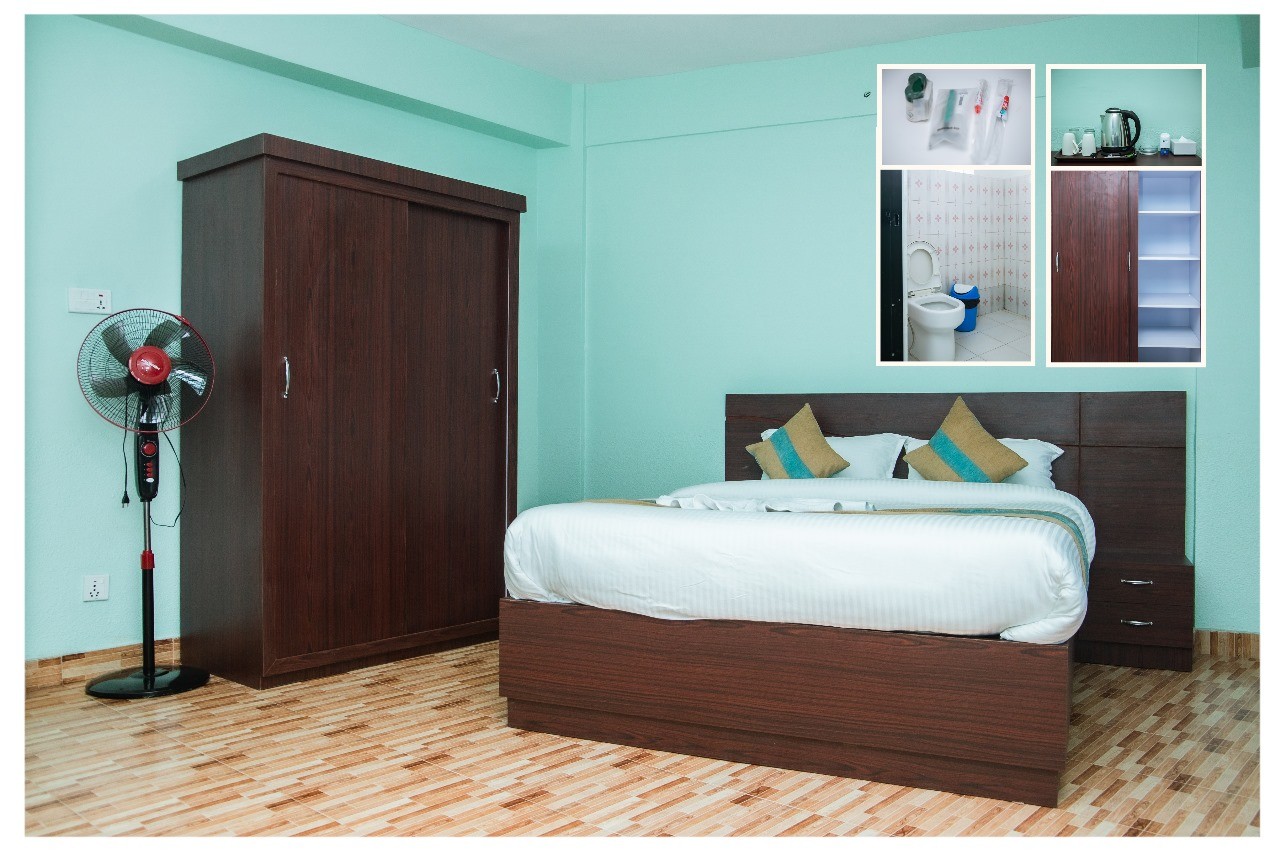 Deluxe Queen room