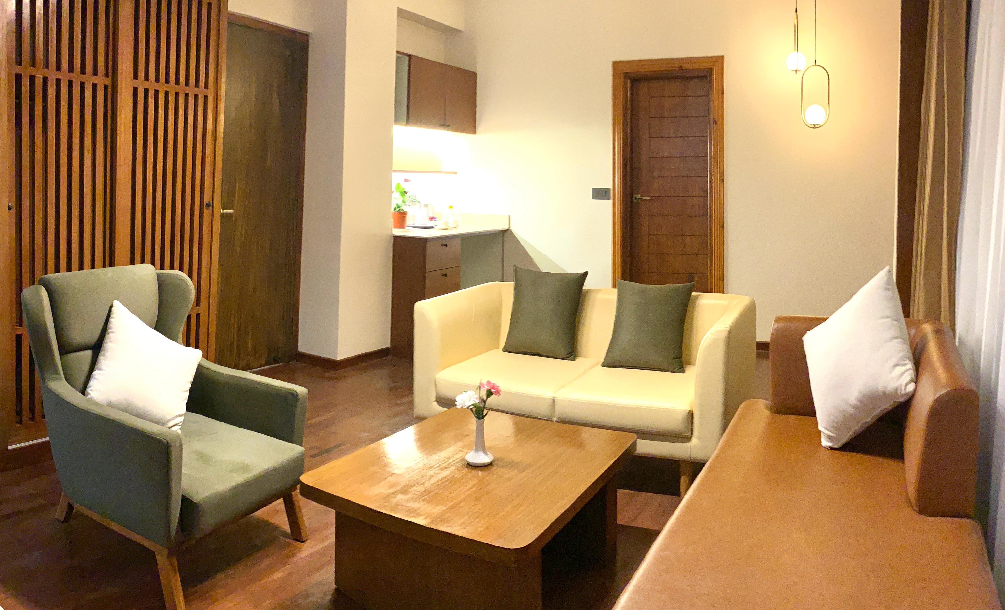 Mhendo Hotel and Studio Suites