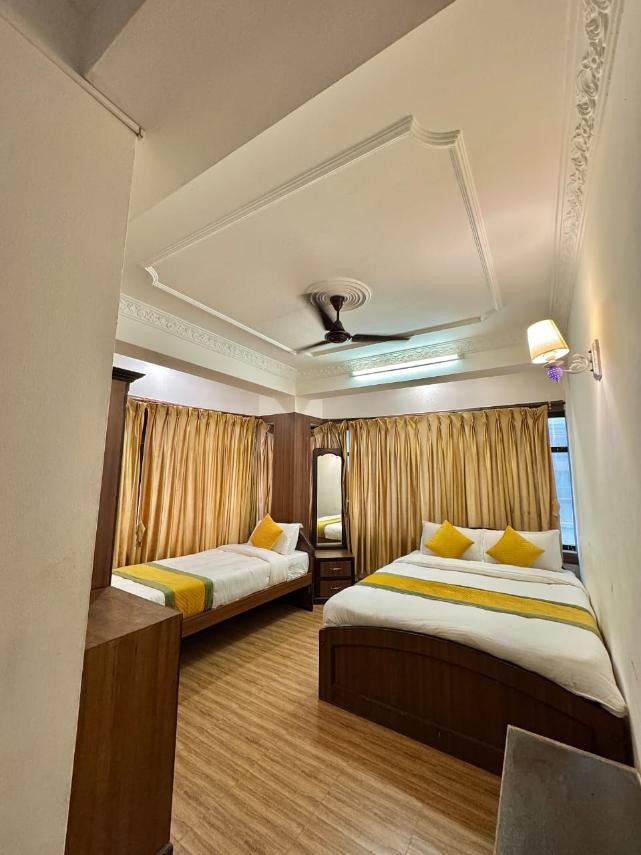 Hotel Divine inn