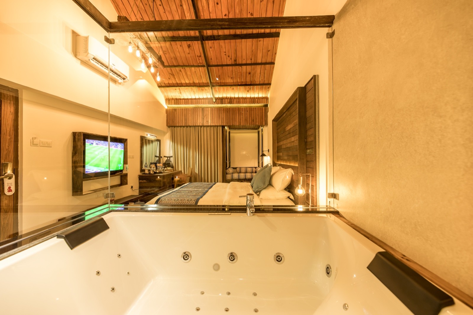 Hotel Country Villa Pvt. Ltd|Junior Suite Hotel Country Villa Pvt. Ltd|Junior Suite