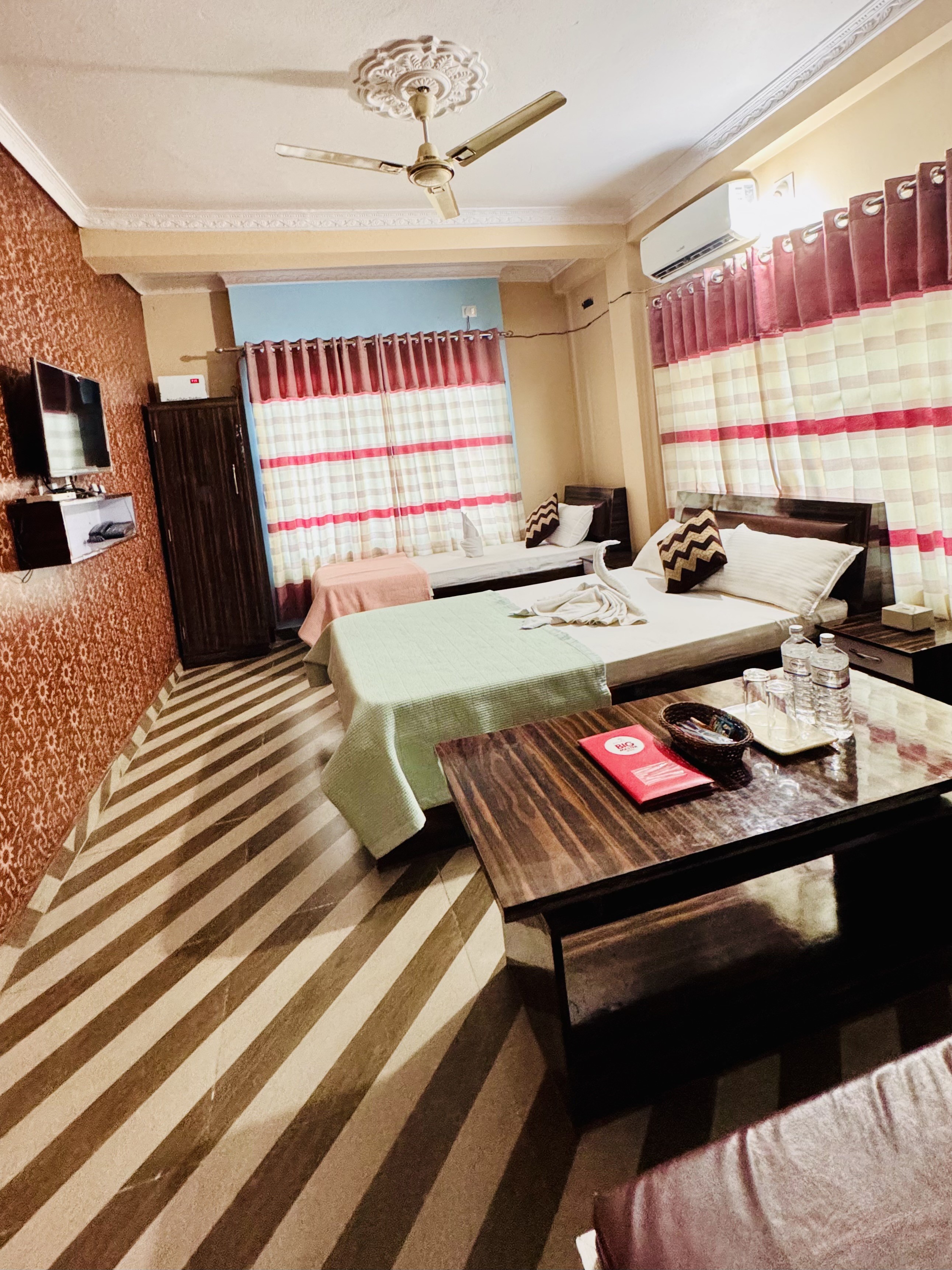 Standard AC Room (3 Person)