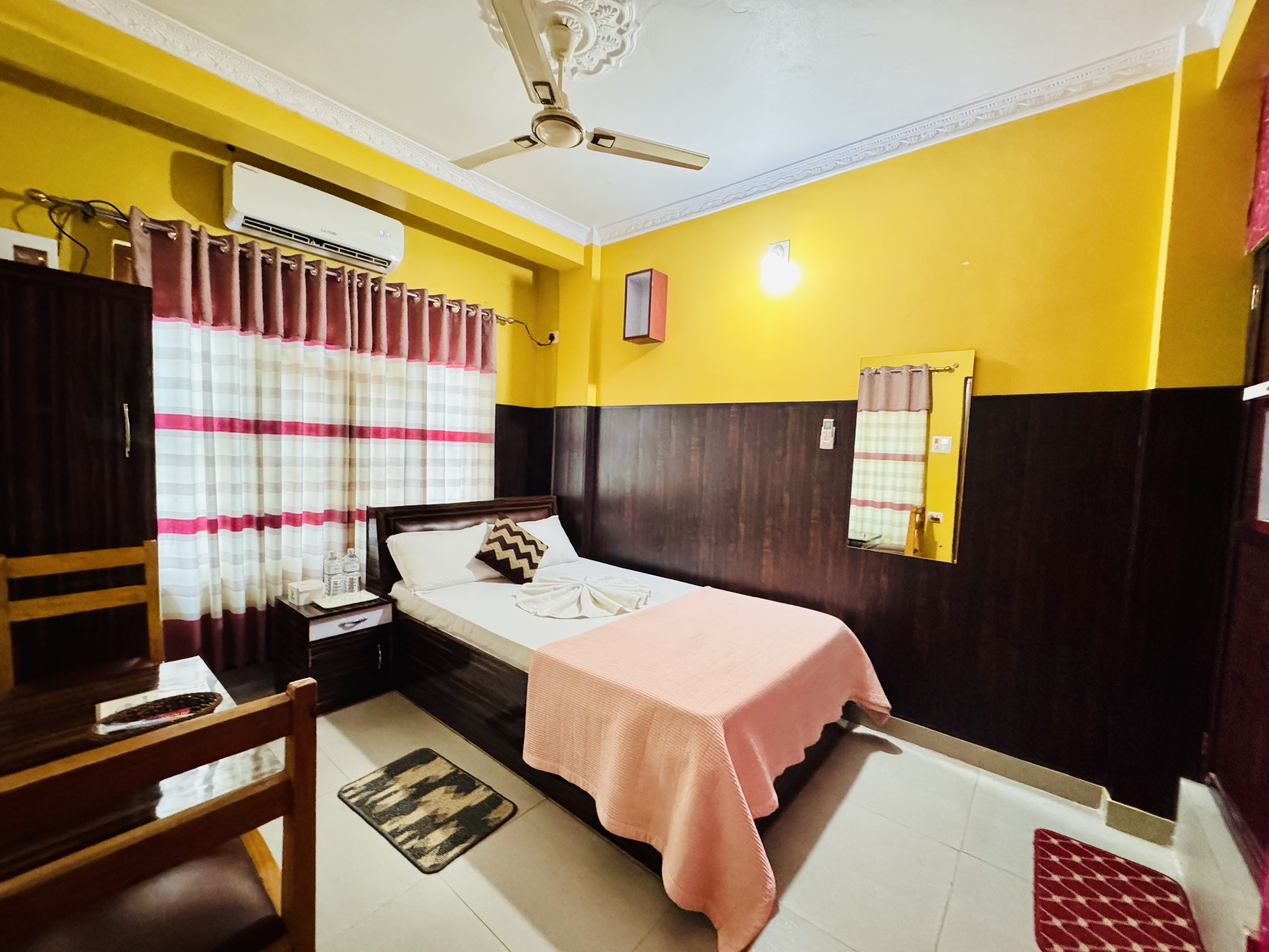 Hotel Ittako Ghar|Standard single  AC Room