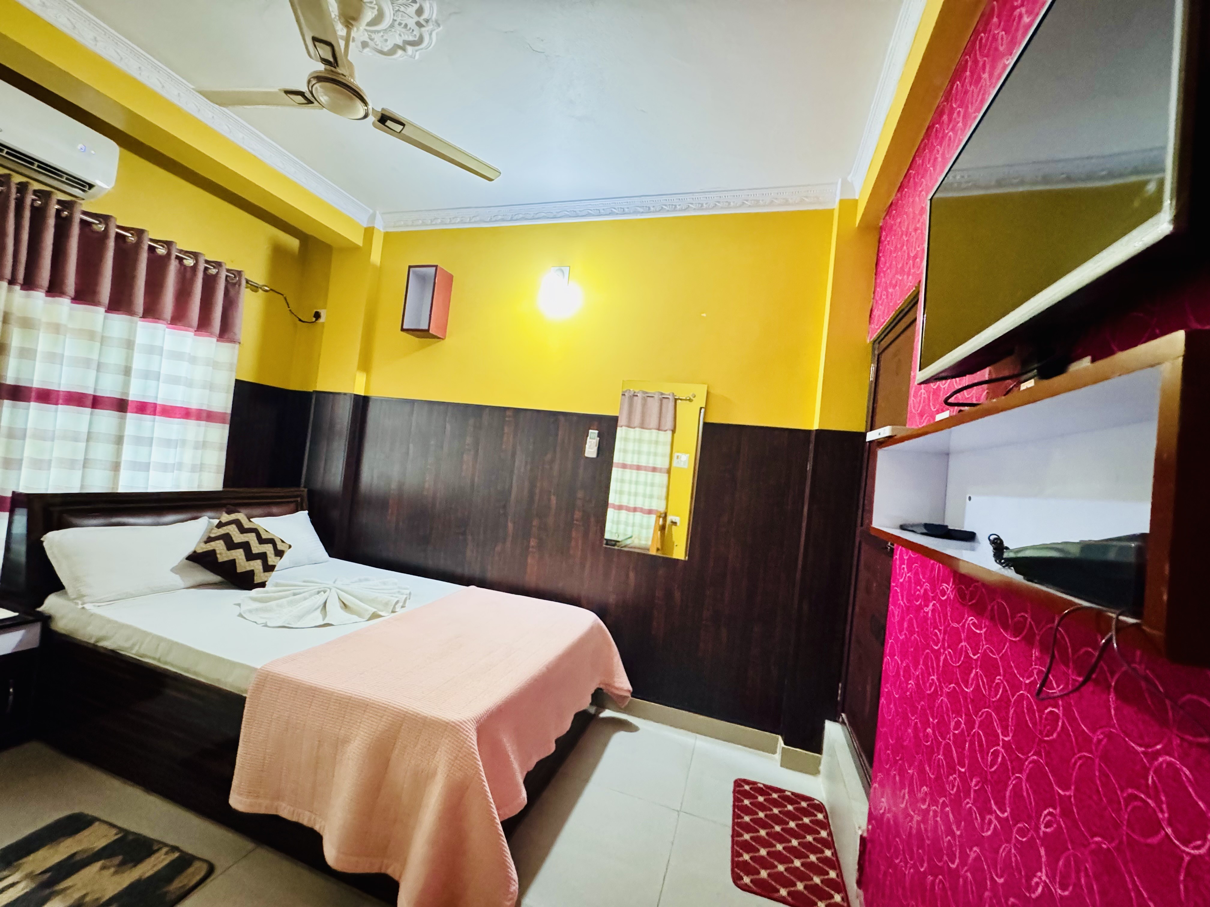 Hotel Ittako Ghar|Standard single  AC Room