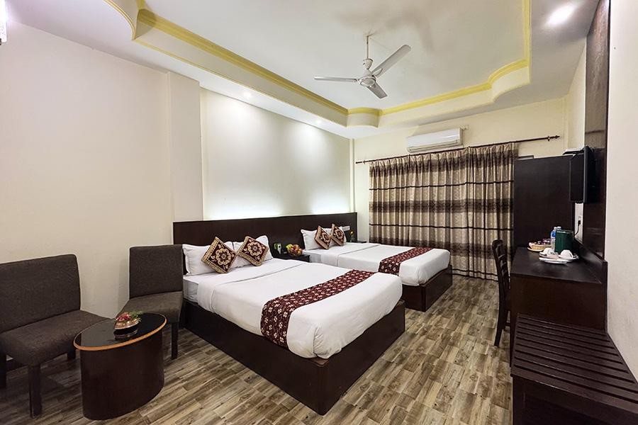 Lumbini Zambala Hotel|SUPER DELUXE ROOM