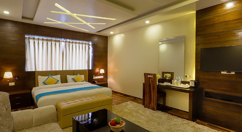 Tulip Suite Room