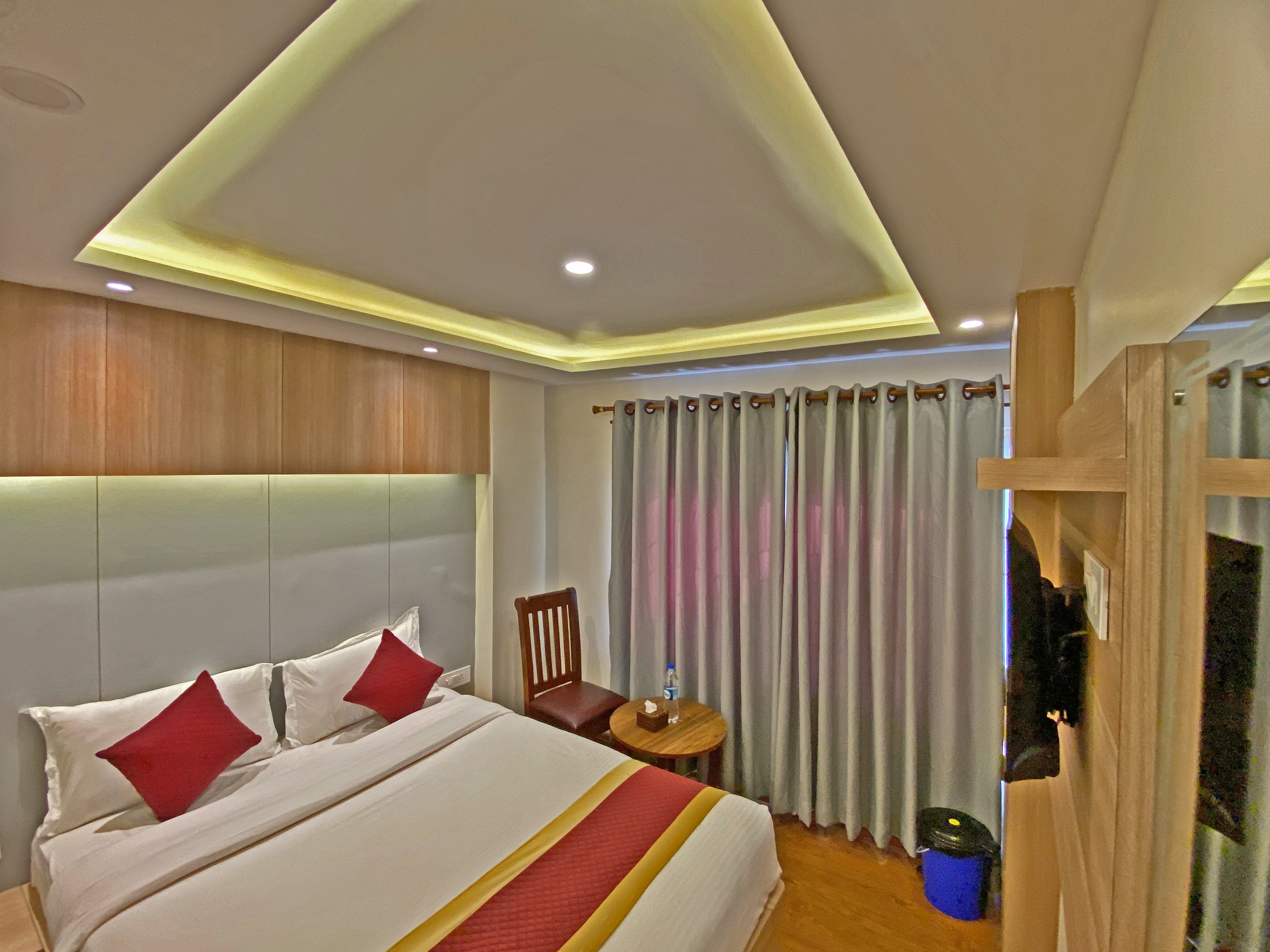 Hotel Shivay|Deluxe Double Room