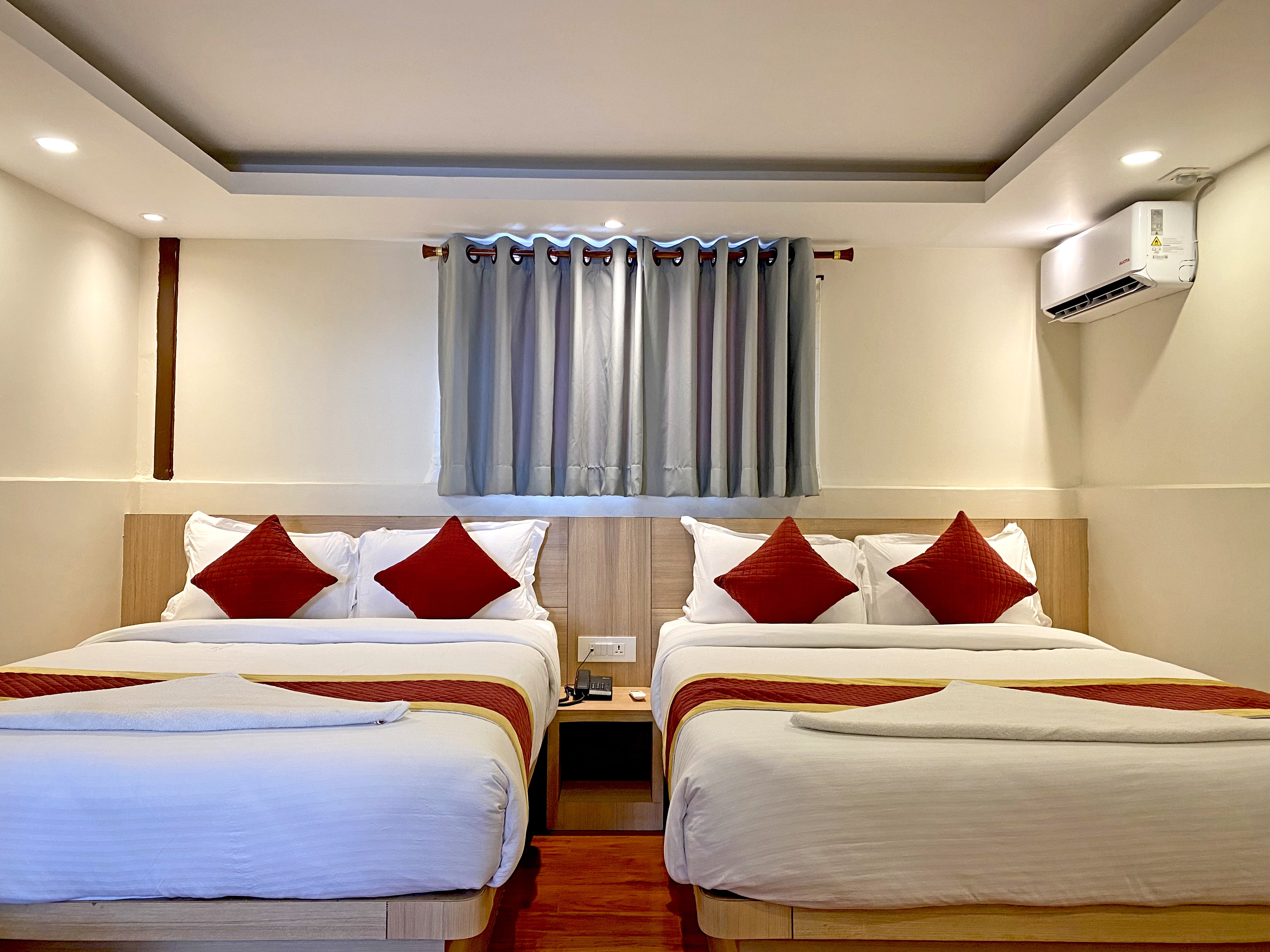 Hotel Shivay|Deluxe Quard Room
