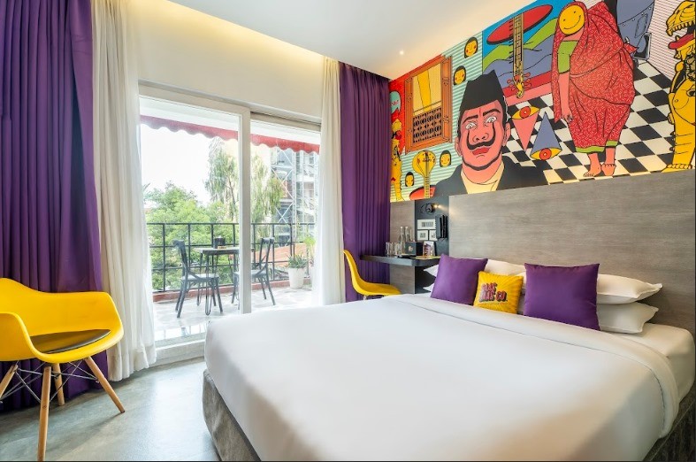 Deluxe Queen Room (Balcony)