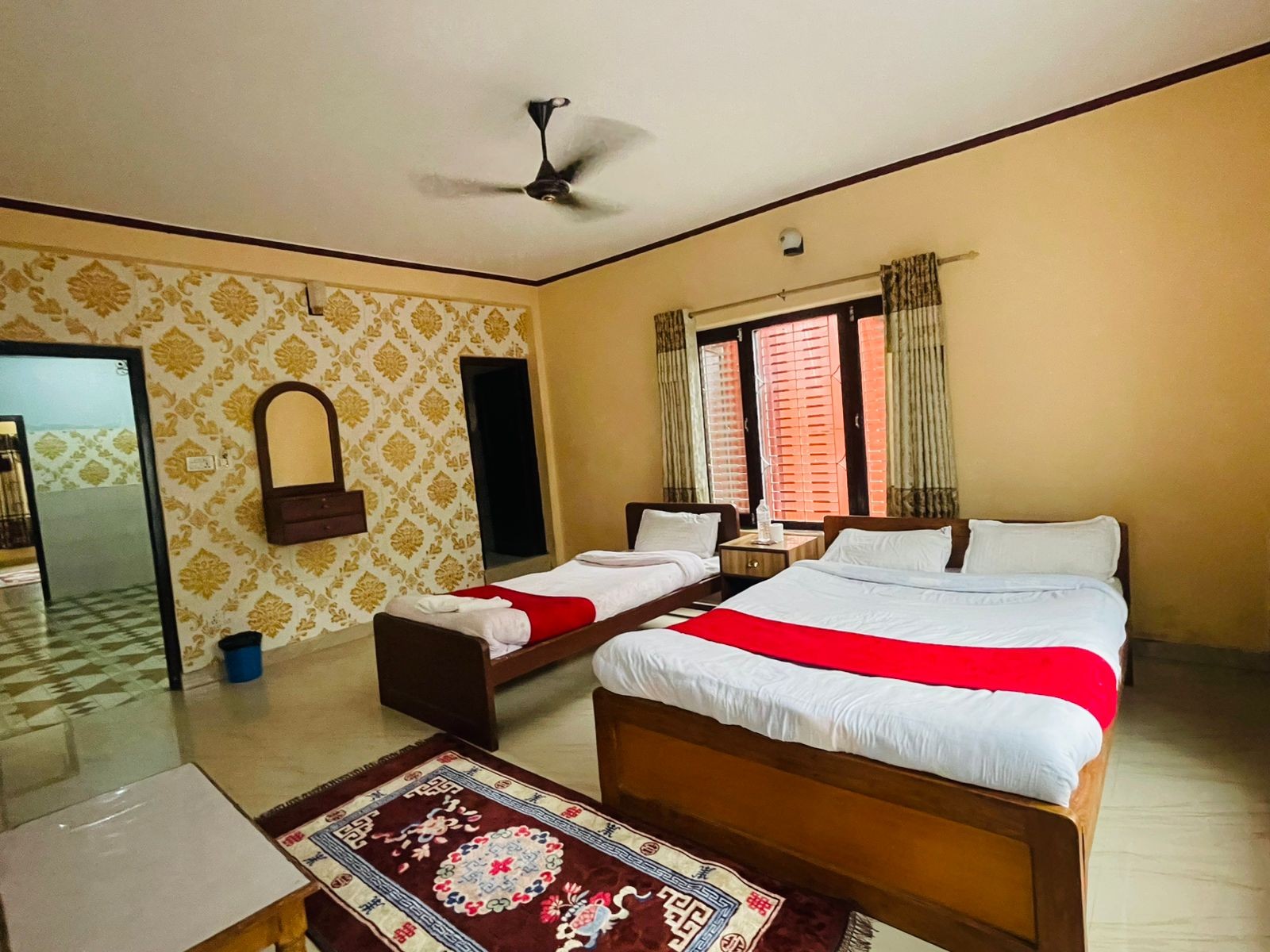 Hotel Peace Ganga Inn|Twins Room