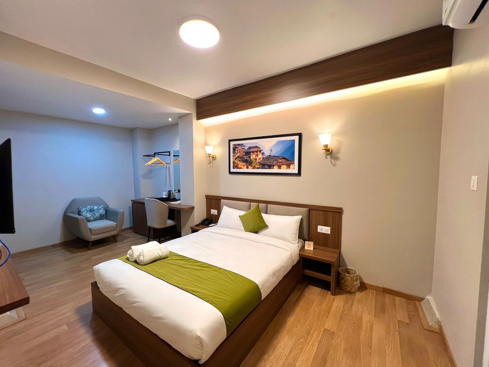 Deluxe Queen Room Deluxe Queen Room