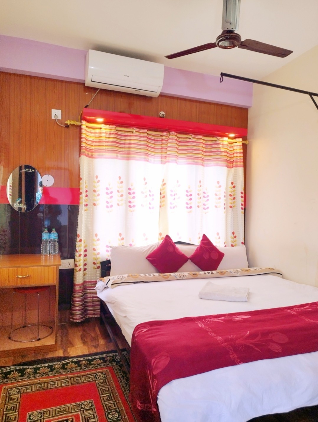 Standard King/Couple Bedroom with Sunset View Standard King/Couple Bedroom with Sunset View