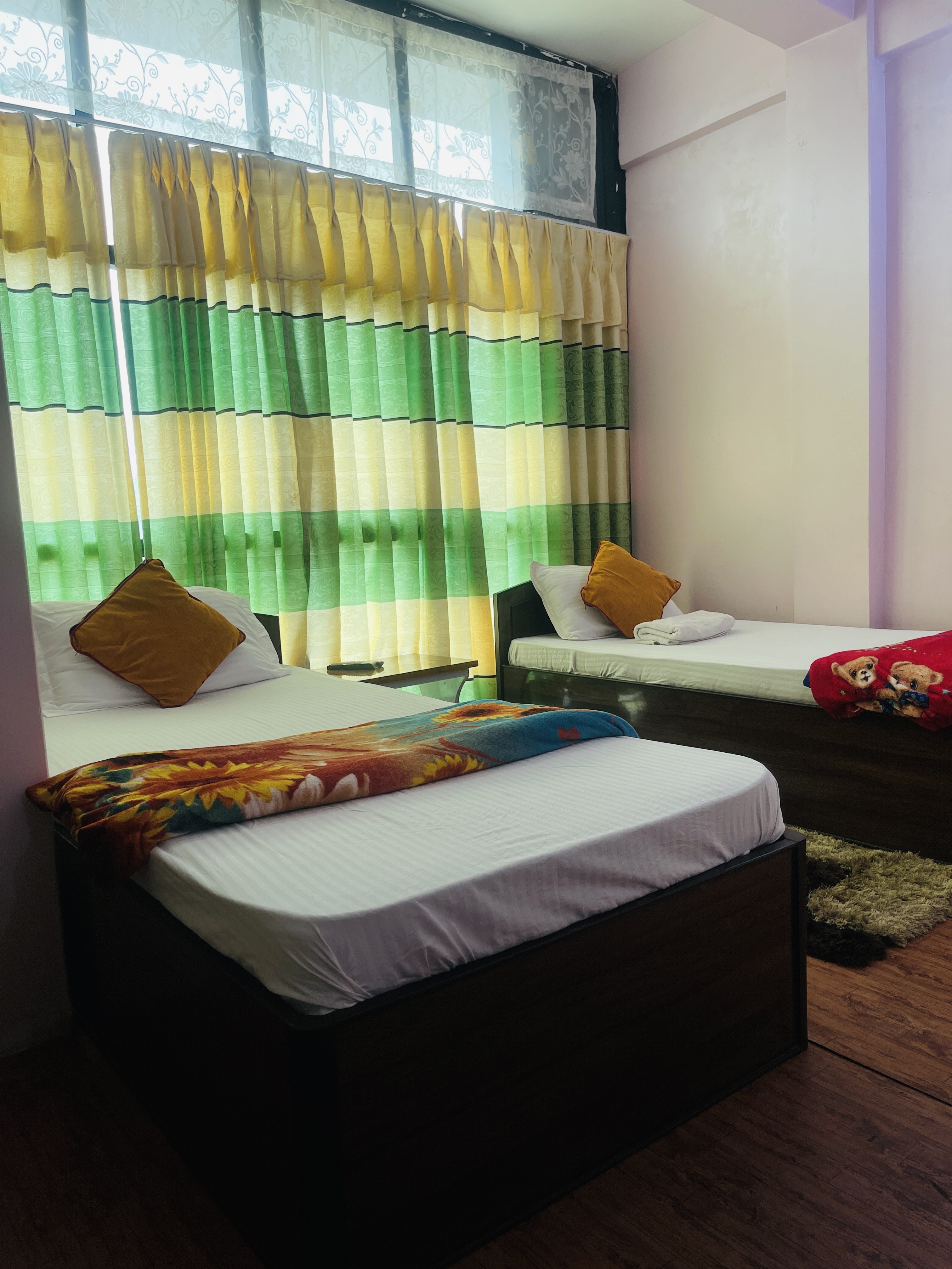 Triple bed room Triple bed room