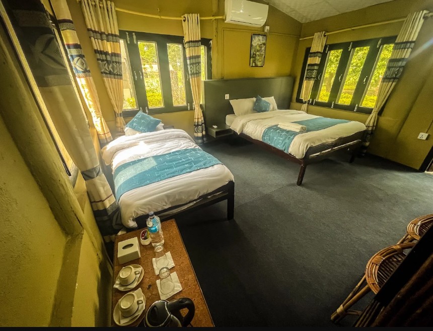 Hotel Tharu Garden Hotel Tharu Garden