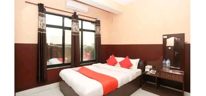 Hotel Mansarovar