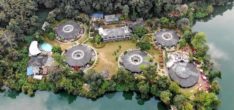 Fish Tail Lodge