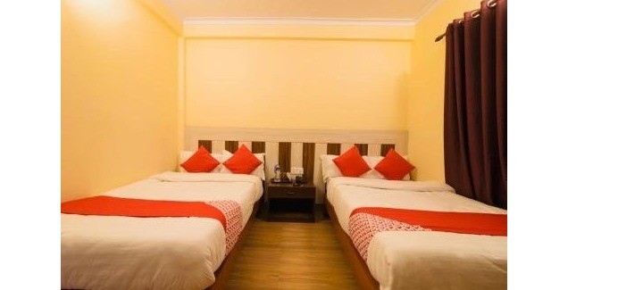 Hotel Middle Sky