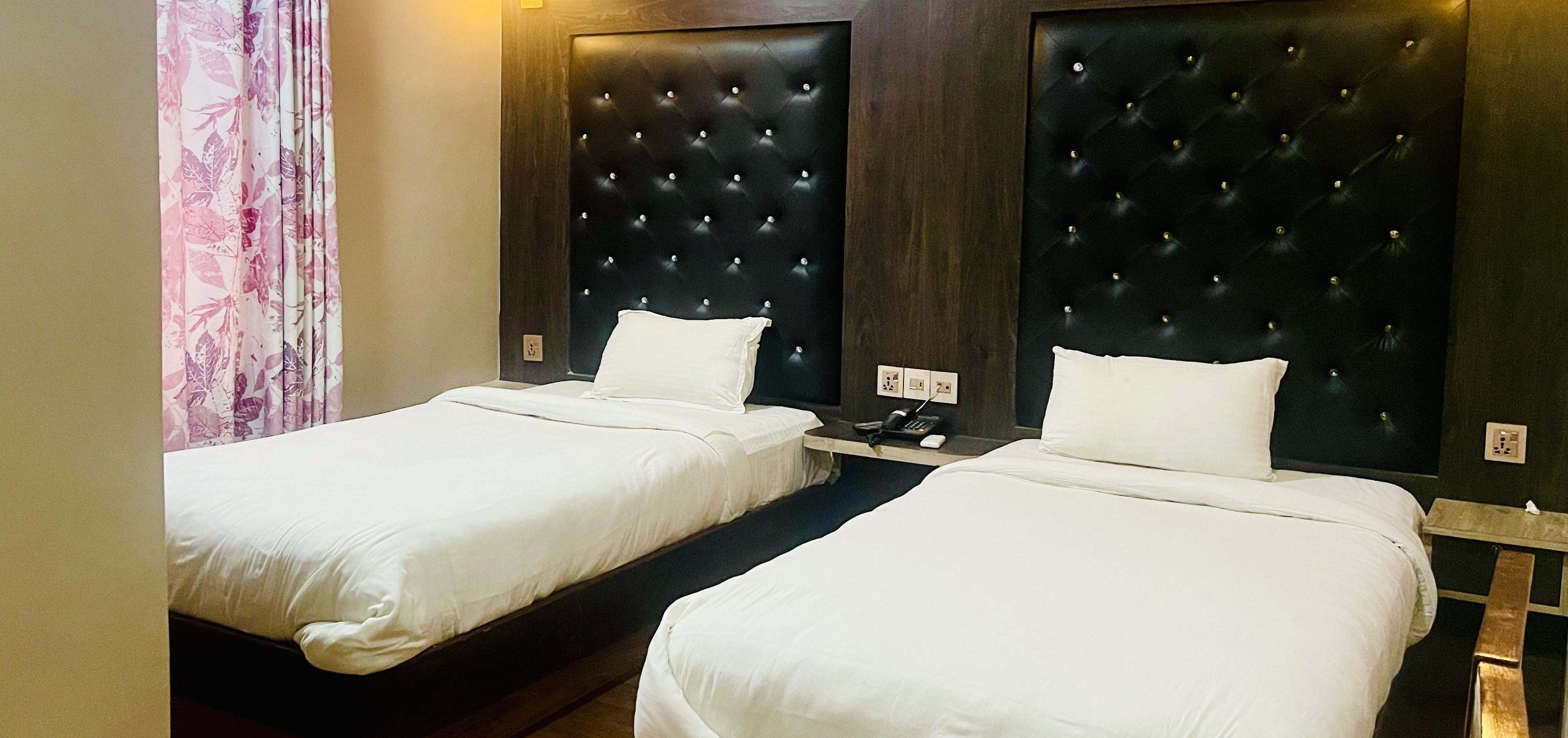 Hotel Mayazz International