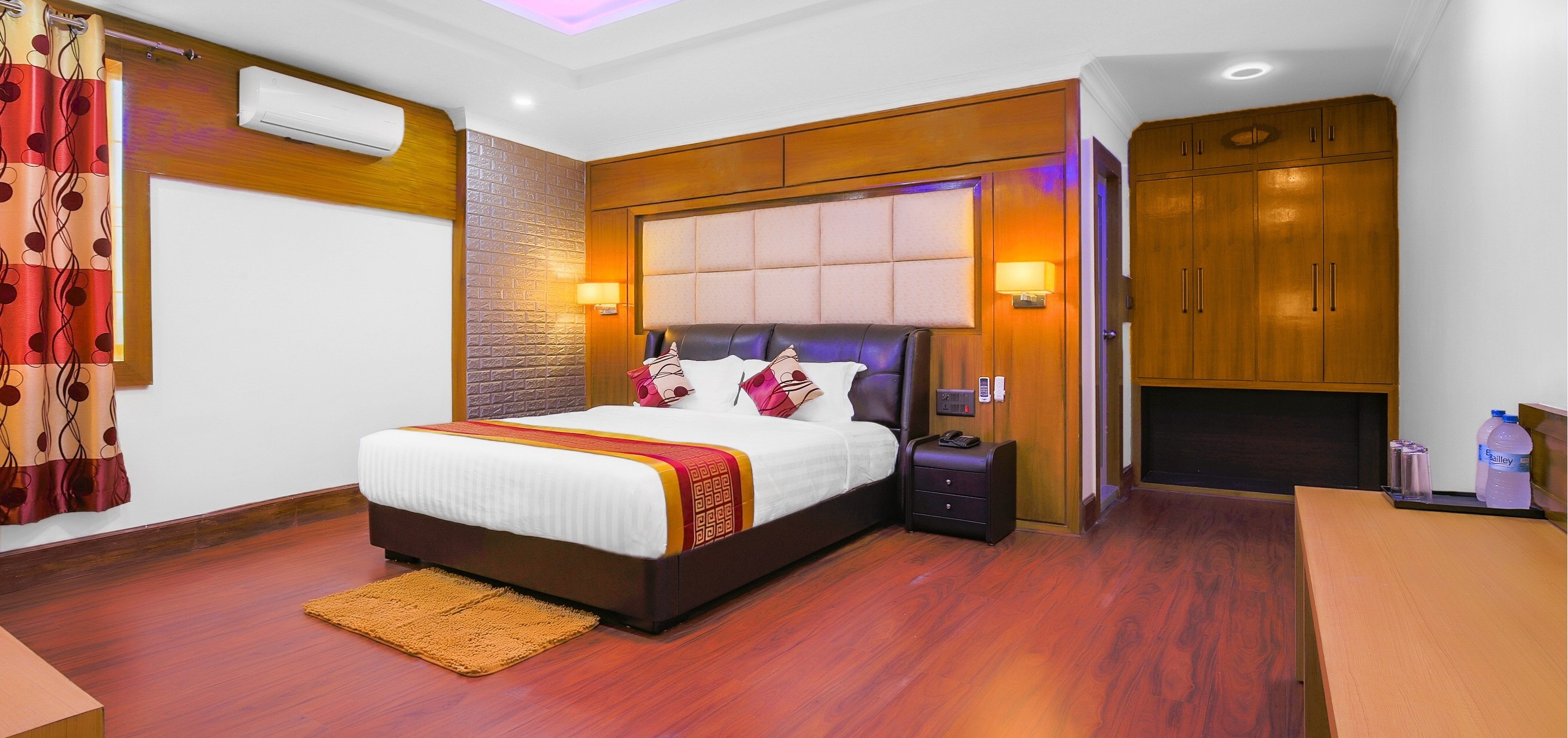 Hotel Intourist Palace
