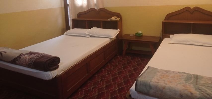 New Satkar  Hotel