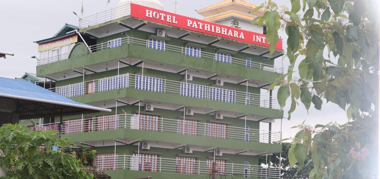 Hotel Pathivara International