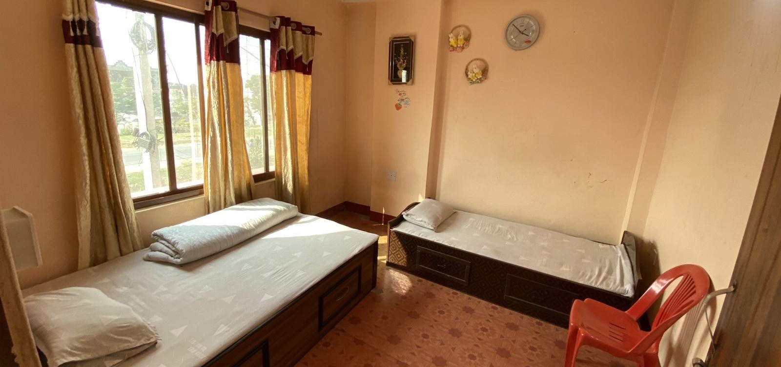 Hotel Machhapuchre Restaurant & Lodge