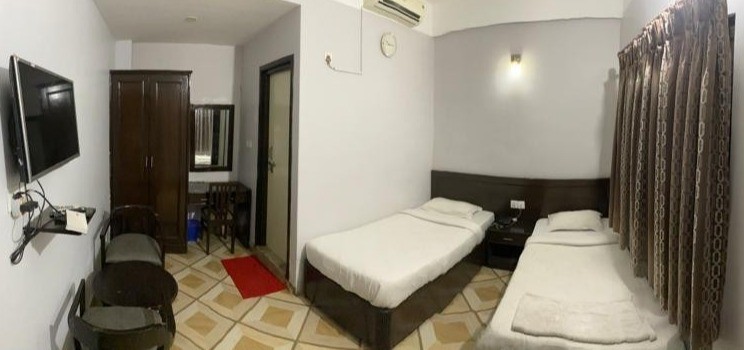 Jhima Hotel