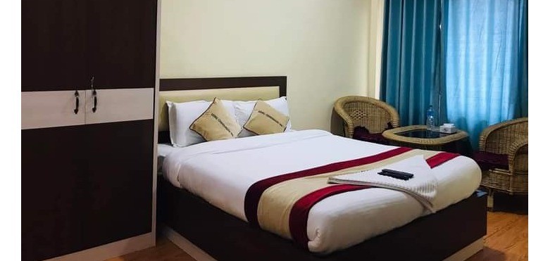 Royal chandragiri inn