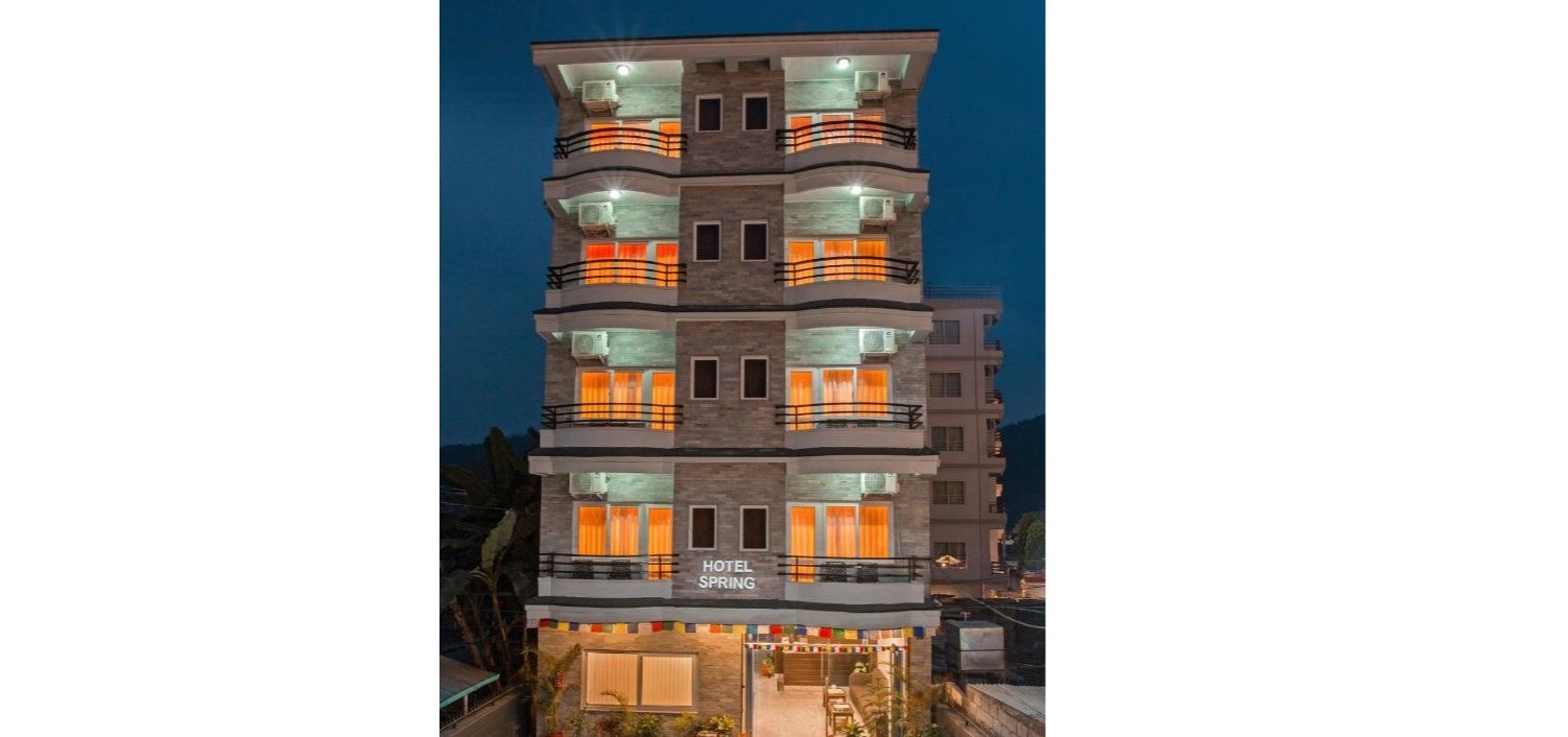 Hotel Spring