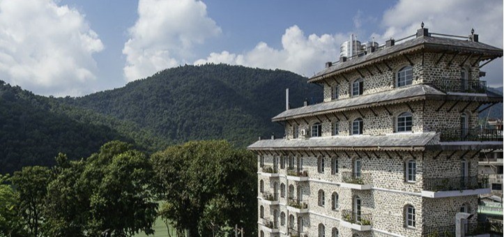 Glacier Hotel & Spa