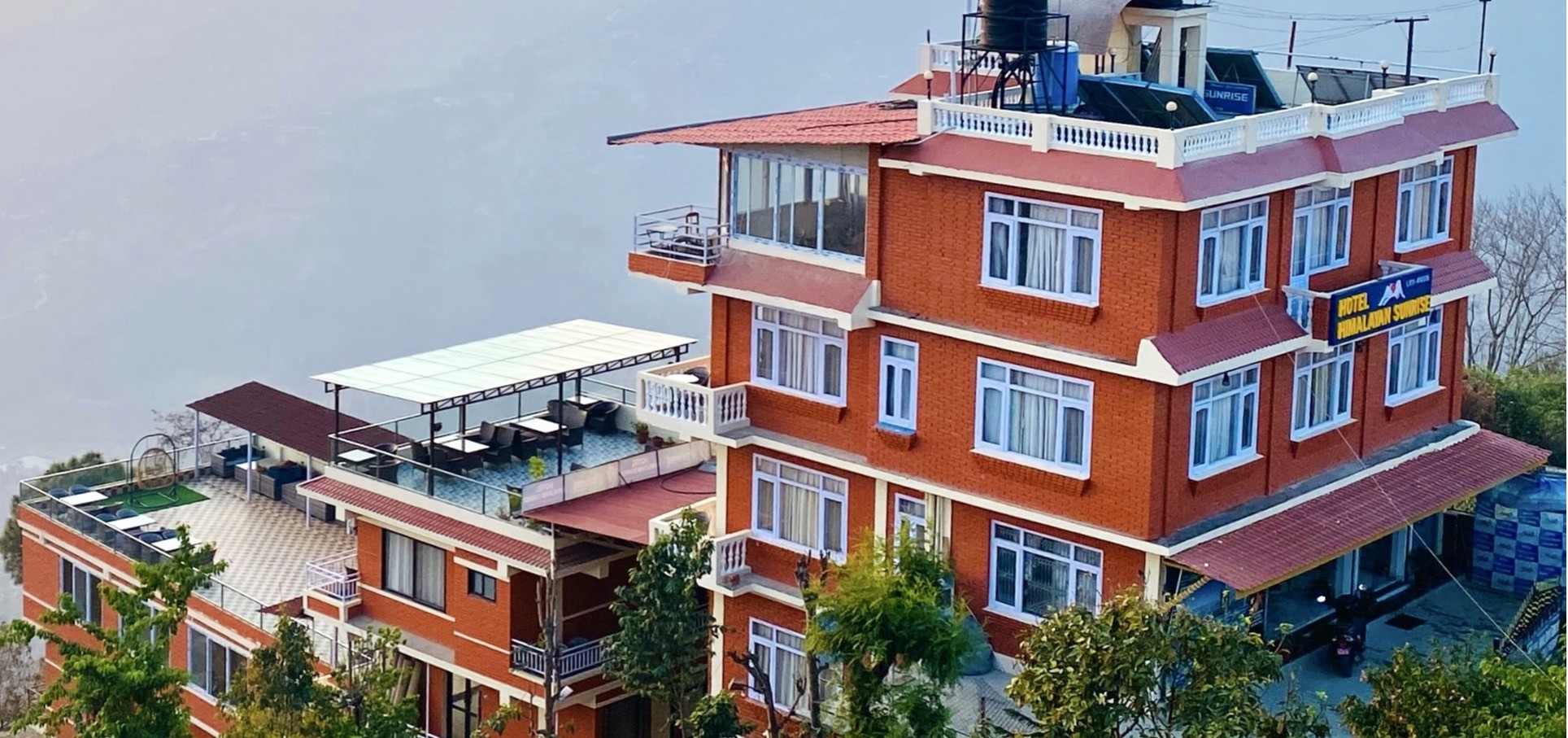 Hotel Himalayan Sunrise
