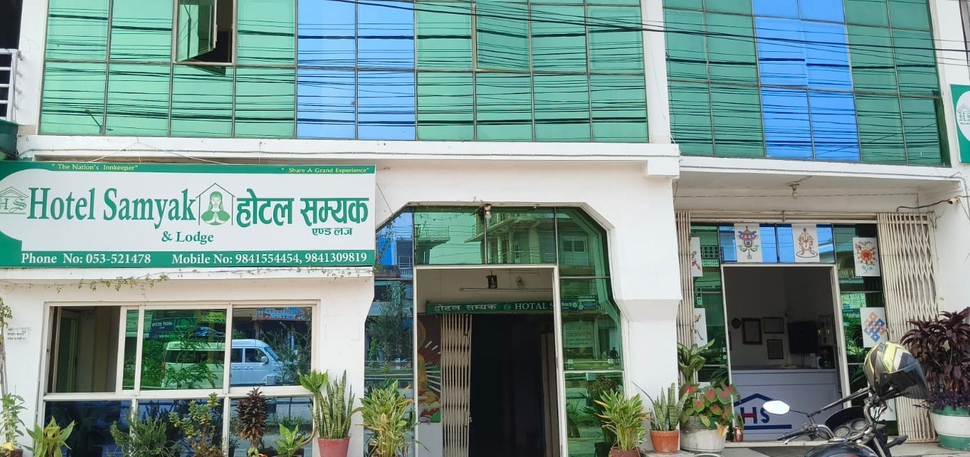 Hotel Samyak & Lodge