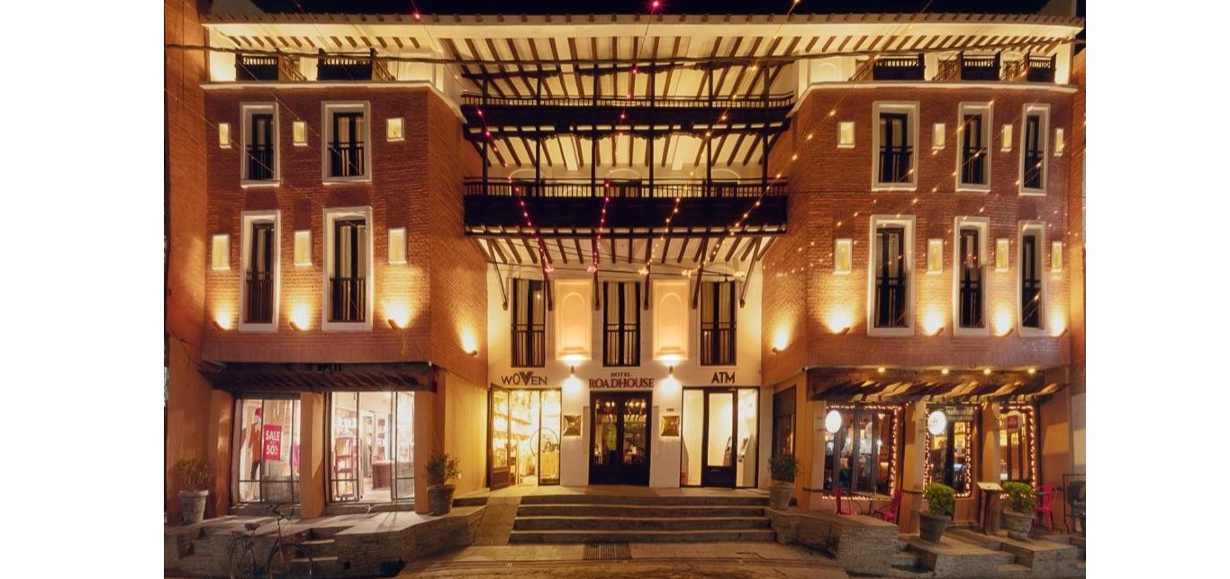 Hotel Road House