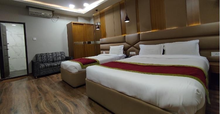 Darcy's International Hotel